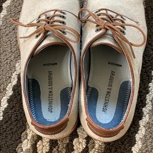 Johnston & Murphy Shoes - Never worn Johnston & Murphy oxford shoes. Johnston & Murphy Shoes - Never worn Johnston & Murphy oxford shoes.